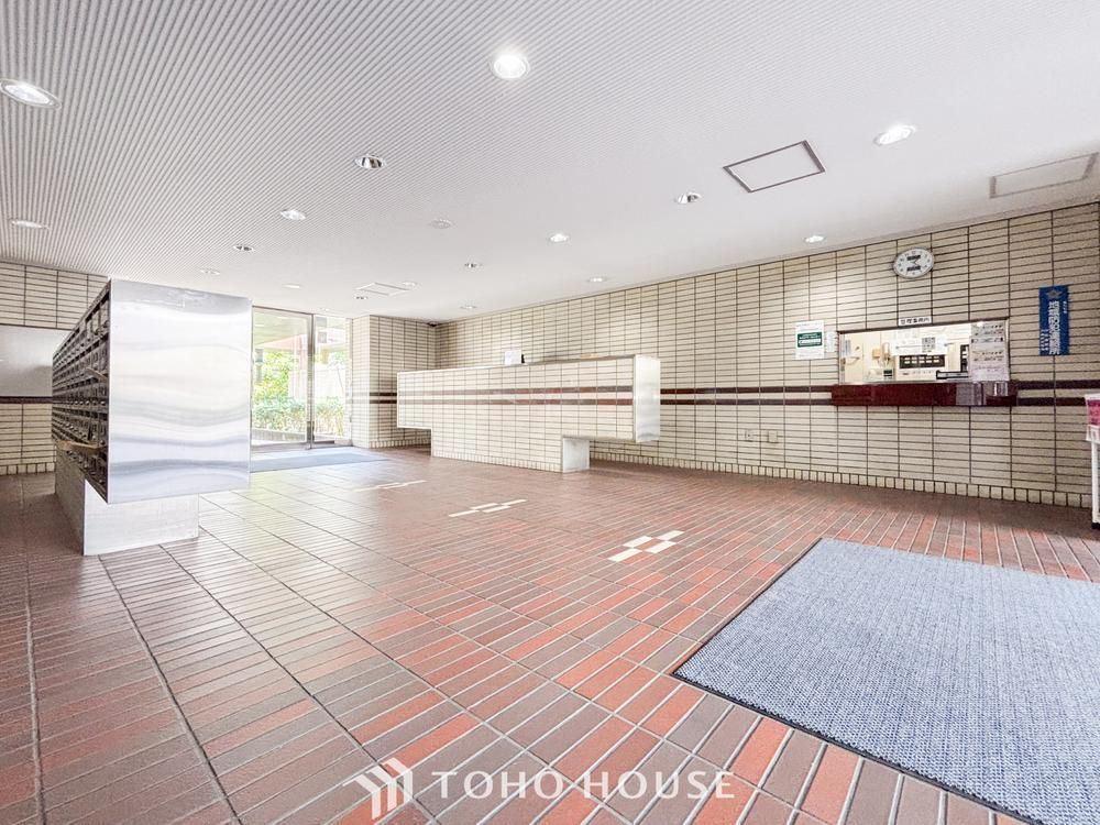 Renovated 2LDK+S Apartment Near Nishiyokohama Station - Thumbnail 3