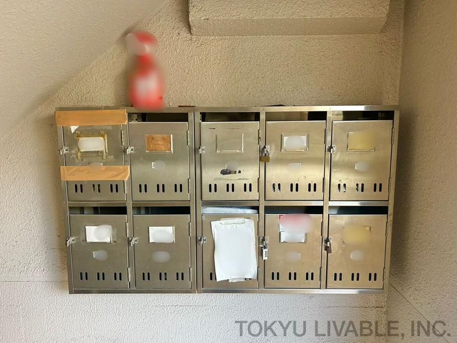 3DK Apartment for Sale Near Suwanomori Station, Sakai, Osaka - Thumbnail 3