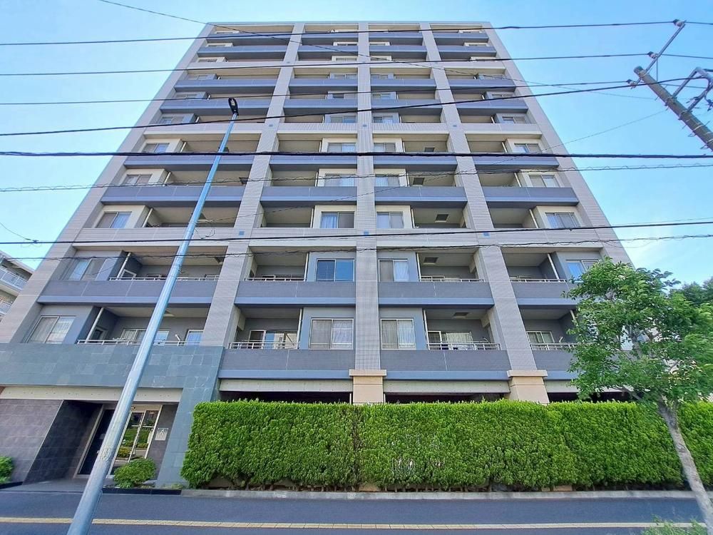 2LDK Apartment for Sale in Kawasaki-ku, Kanagawa - Thumbnail 2