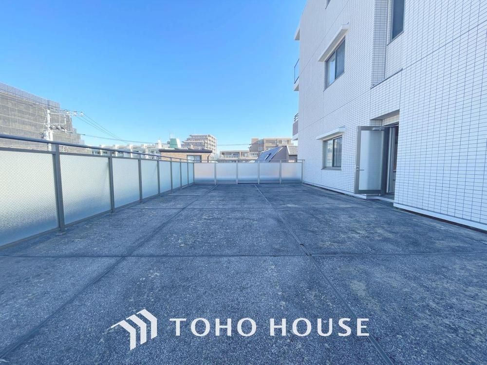 3LDK Apartment with Large Roof Balcony for Sale in Funabashi, Chiba - Thumbnail 4