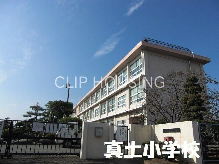 Renovated 4LDK House for Sale in Hiratsuka, Kanagawa - Thumbnail 4