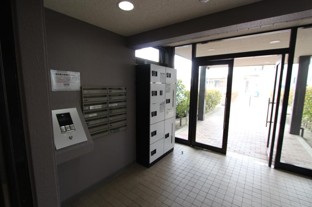 2LDK Renovated Apartment with Garden in Sendai, Miyagi - Thumbnail 4