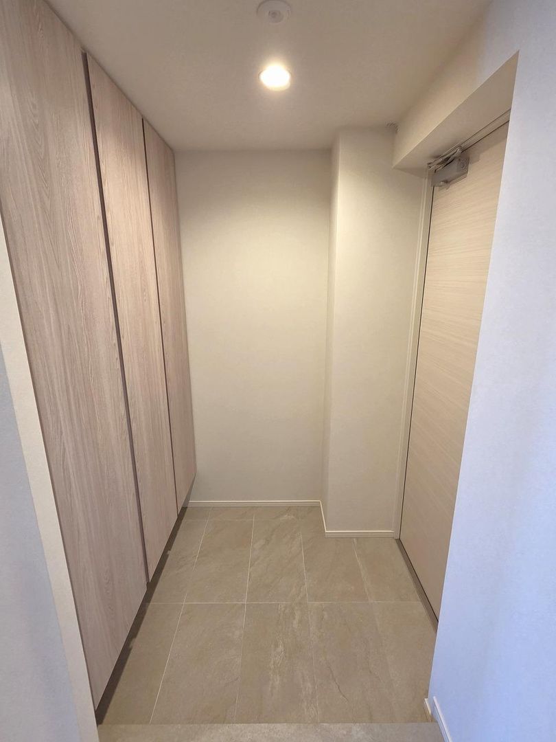 New 3LDK Apartment for Sale in Mihama Ward, Chiba - Thumbnail 3