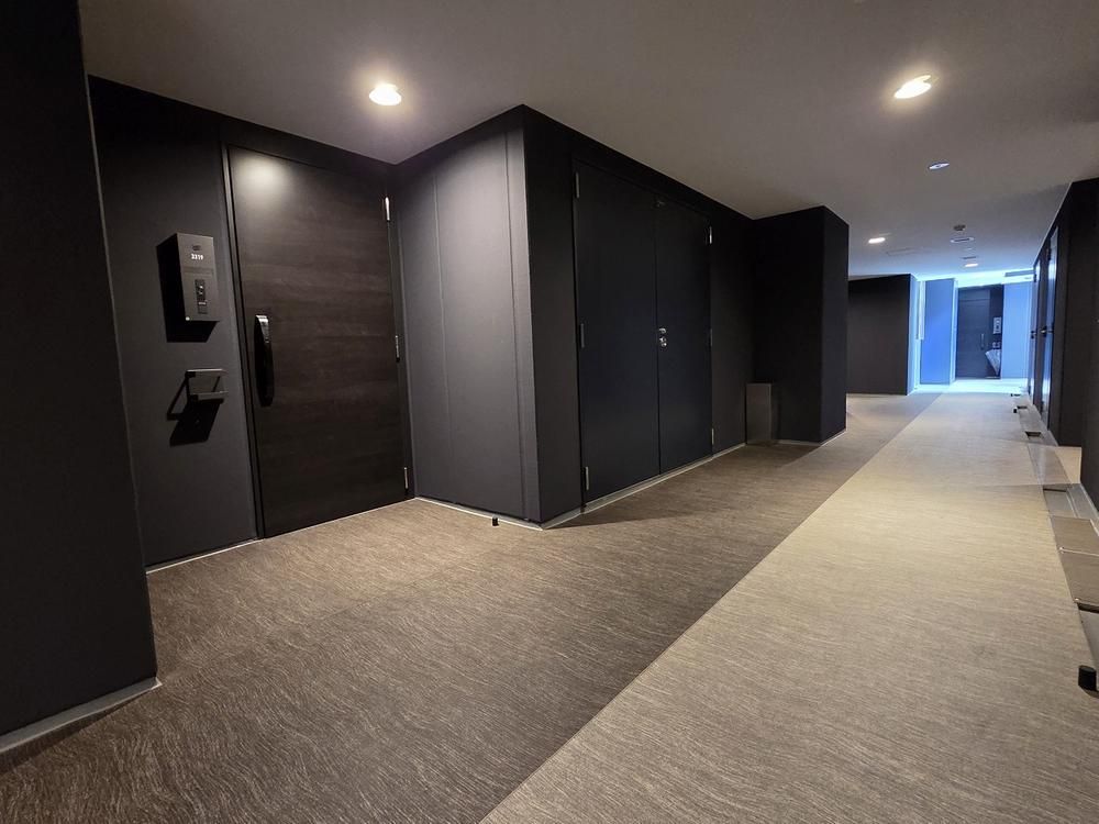New 3LDK Apartment for Sale in Mihama Ward, Chiba - Thumbnail 2