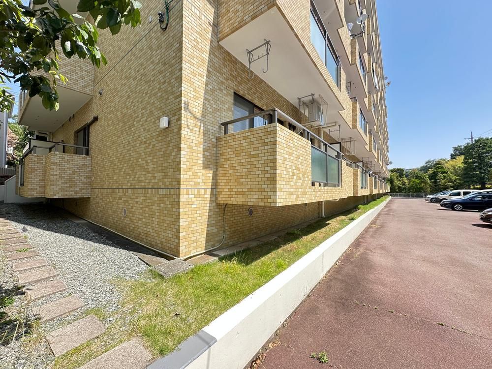 2LDK Apartment for Sale in Tama Ward, Kawasaki - 50.15 sqm - Thumbnail 3