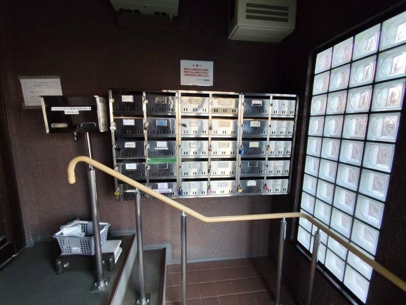 Renovated 2LDK Apartment for Sale in Higashi-ku, Sapporo - Thumbnail 3
