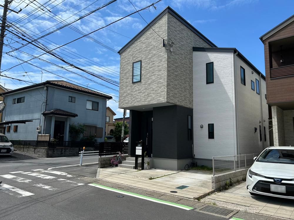 3LDK Detached House for Sale in Saitama City, Saitama - Thumbnail 2