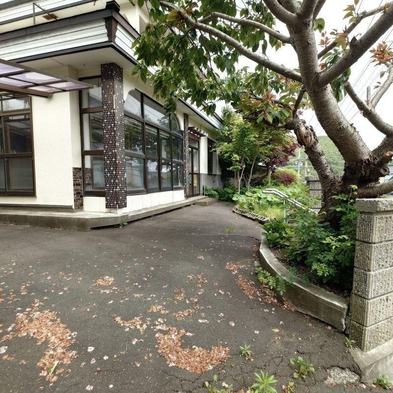 4LDK Detached House for Sale in Muroran City, Hokkaido - Thumbnail 4