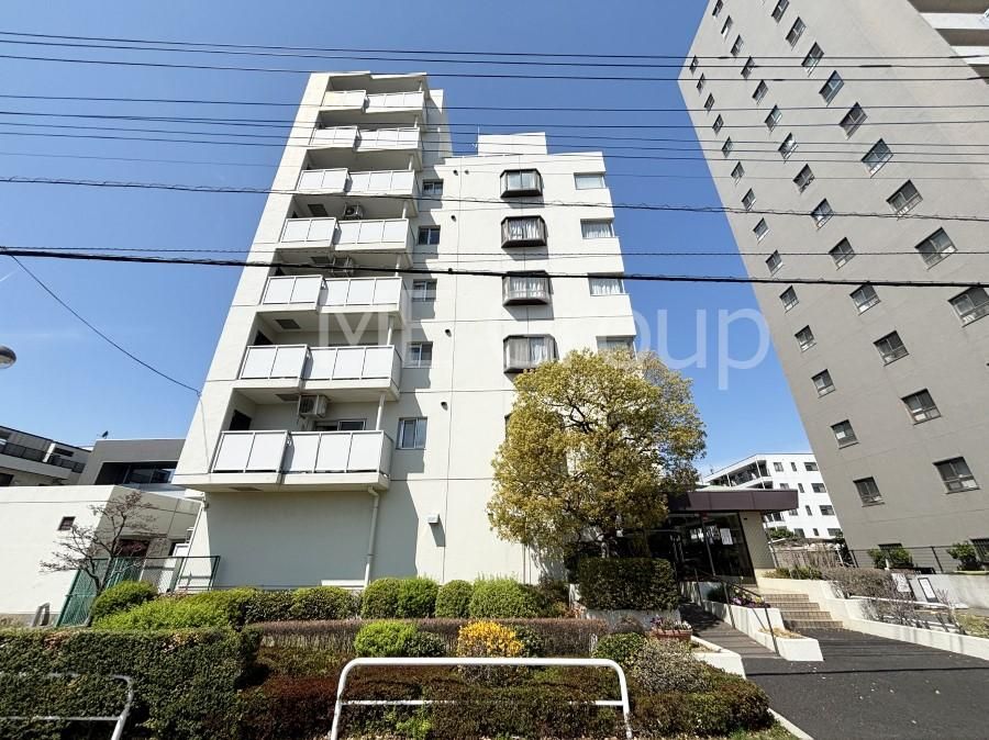 2LDK Apartment for Sale in Saitama City, 59m², Renovated - Thumbnail 2