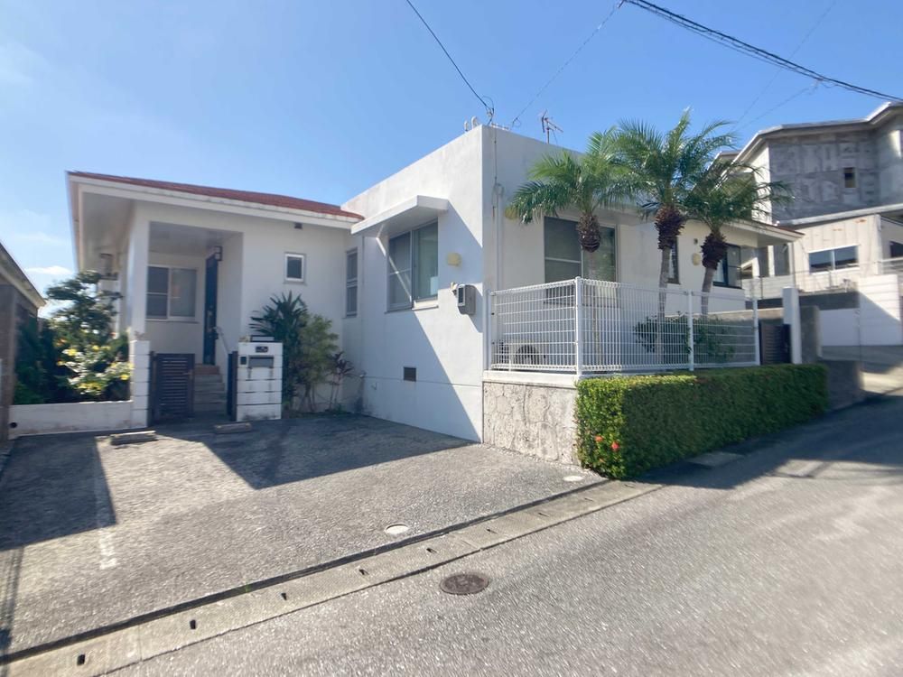 3LDK Ocean View House in Nanjo City, Okinawa - 57,000,000 Yen - Thumbnail 3