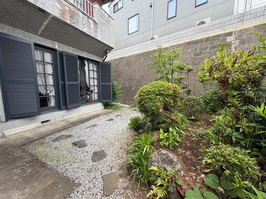 4LDK+S House with Large Garden in Kawawa-cho, Yokohama - Thumbnail 2