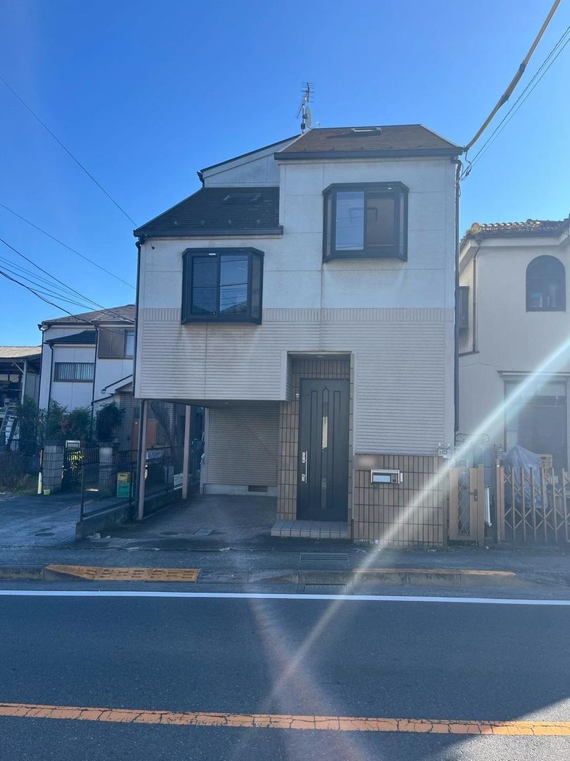 3-Story Detached House for Sale in Ome, Tokyo - Thumbnail 2