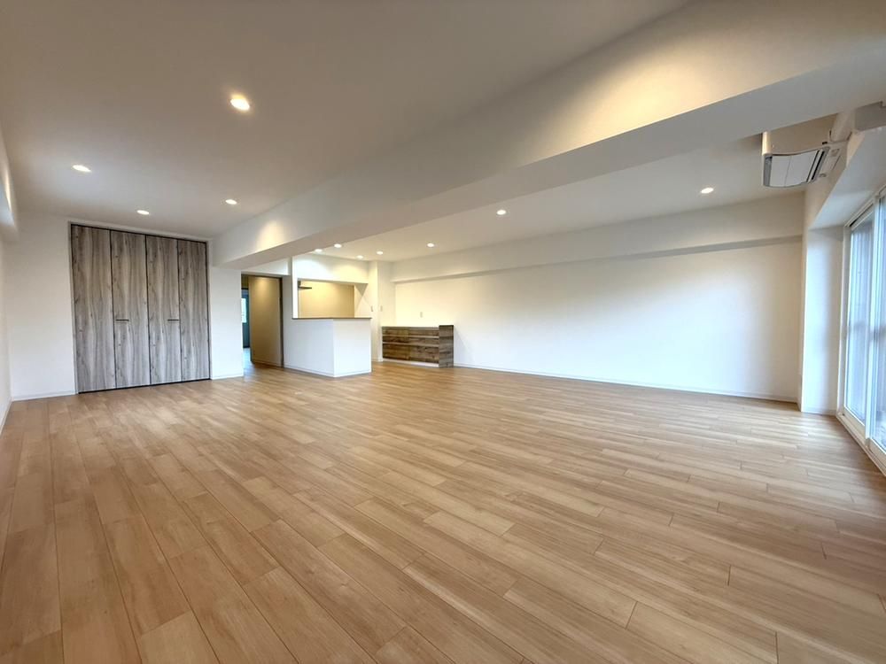 Renovated 2LDK Apartment for Sale in Otaru, Hokkaido - Thumbnail 4