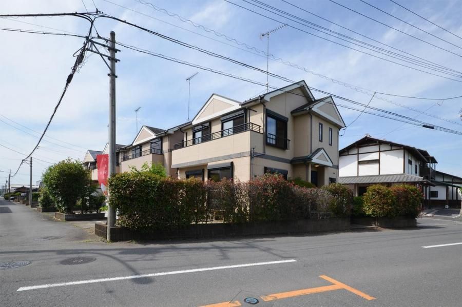 Renovated 4LDK Corner Lot House in Hidakashi, Saitama - Thumbnail 2