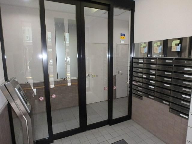 2LDK Apartment for Sale Near Sapporo Station, 89.82m² - Thumbnail 4