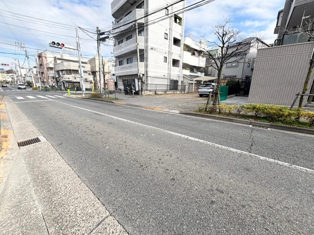 95.59 sqm Land for Sale in Setagaya-ku, Tokyo near Sangenjaya Station - Thumbnail 3