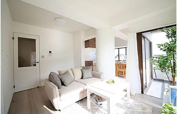 Renovated 3LDK Apartment in Miyamae Ward, Kawasaki - Thumbnail 4