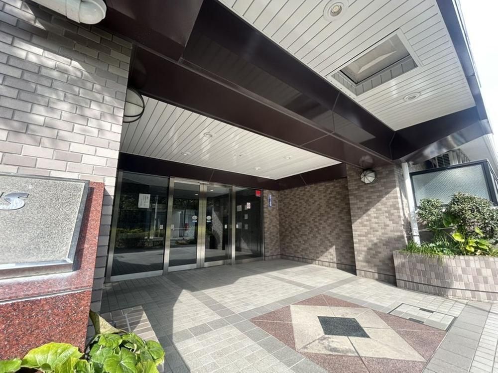 Renovated 3DK Apartment in Kawasaki, Kanagawa - Thumbnail 2