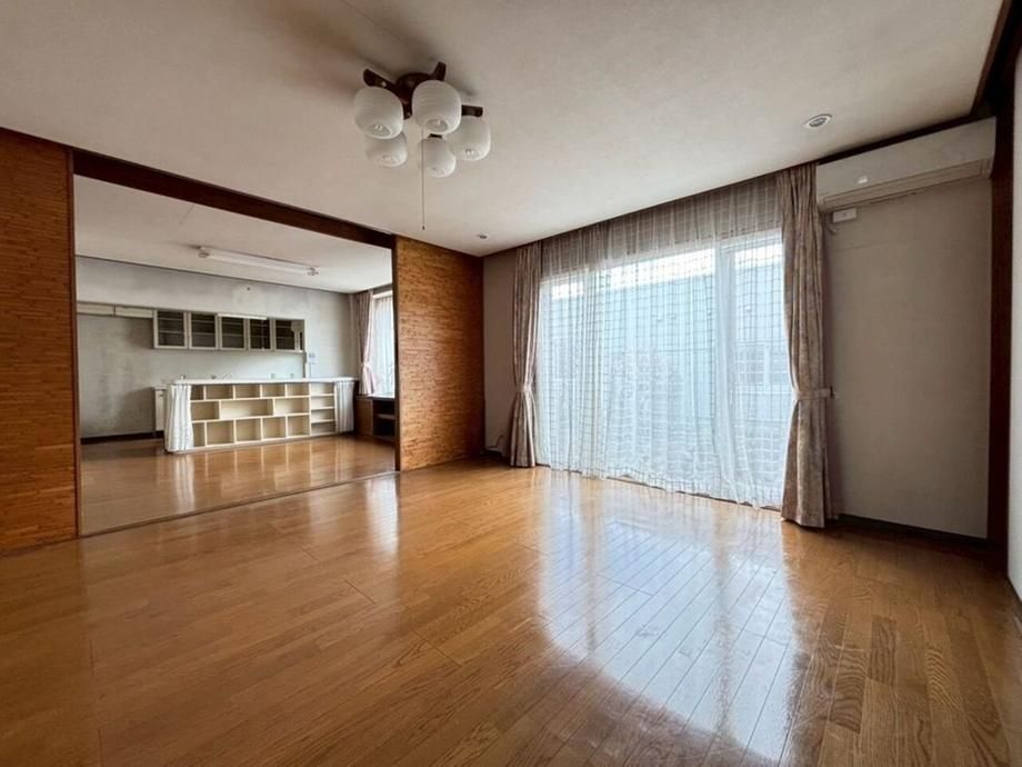 6LDK House for Sale in Kiyota-ku, Sapporo - 330 sqm Land - Thumbnail 4