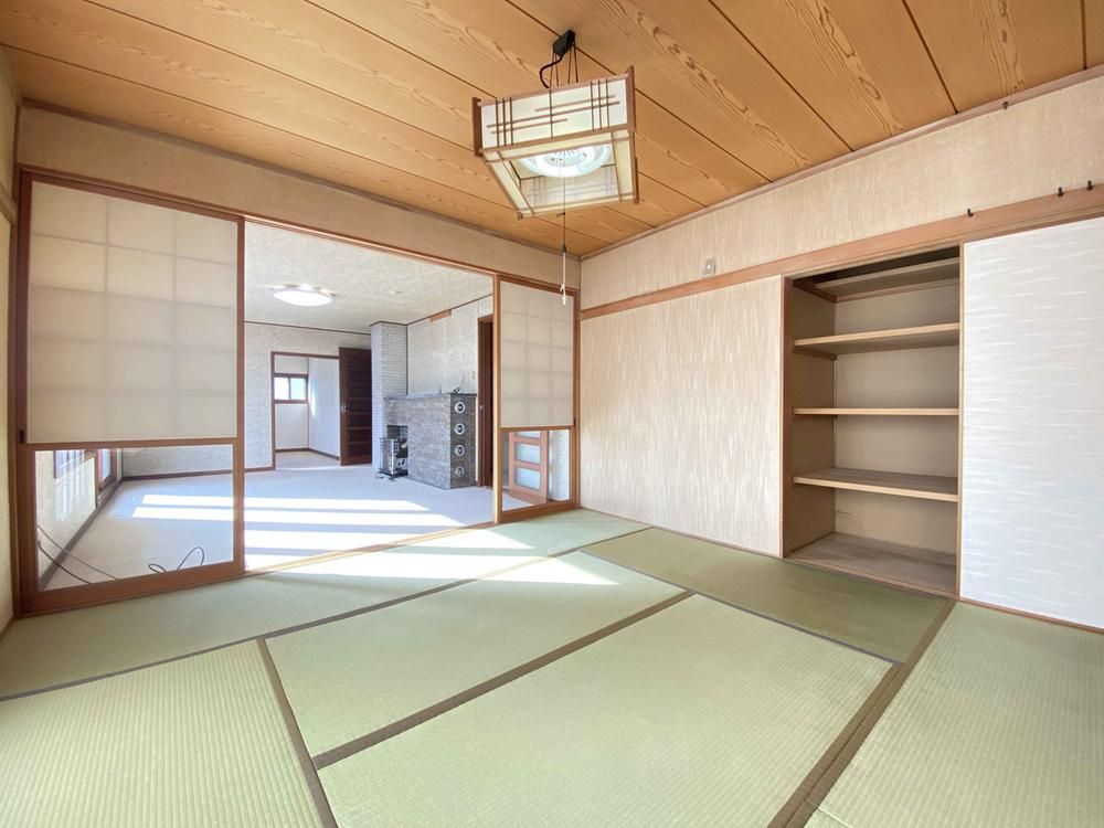 4LDK House on 195 Tsubo Lot in Ebetsu, Hokkaido - Thumbnail 4