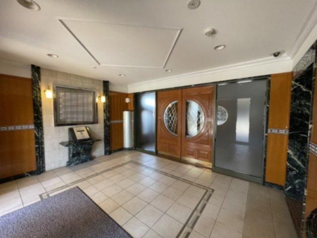 4LDK Apartment for Sale in Iwakuni, Yamaguchi – 96.3m² - Thumbnail 3