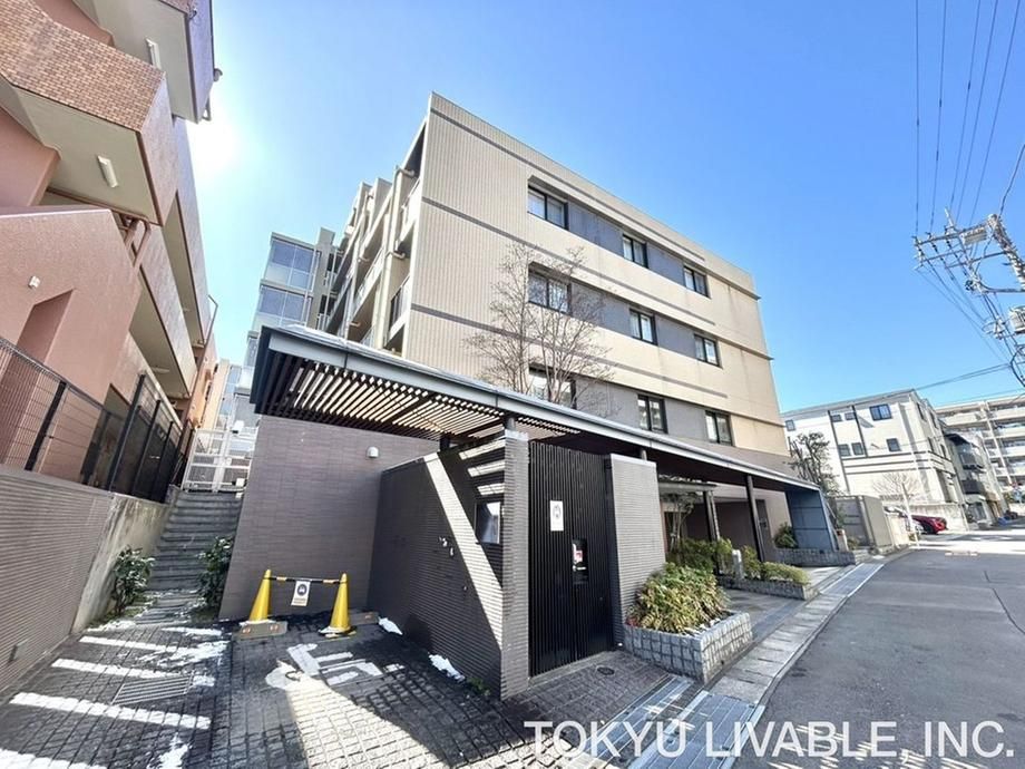 3LDK Apartment in Miyamaedaira, Kawasaki - 70.94m2 - Thumbnail 2