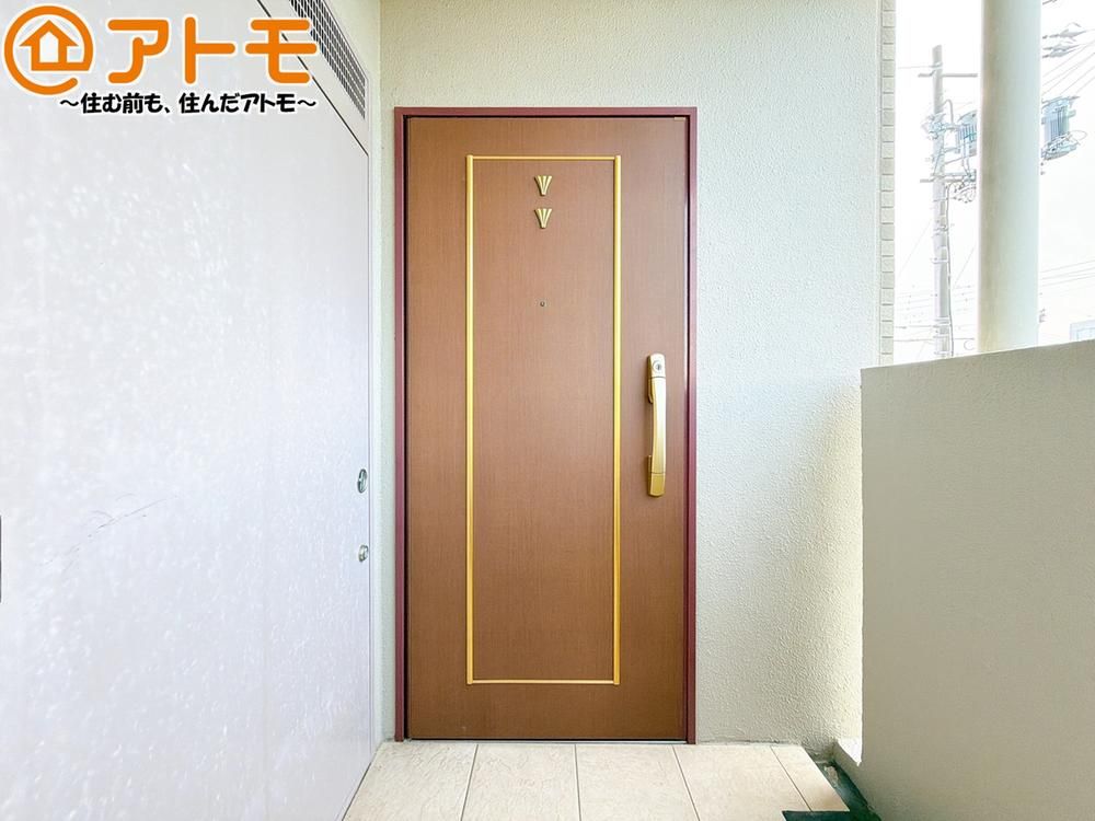 Renovated 4LDK Apartment for Sale in Shimizu, Shizuoka - Thumbnail 3