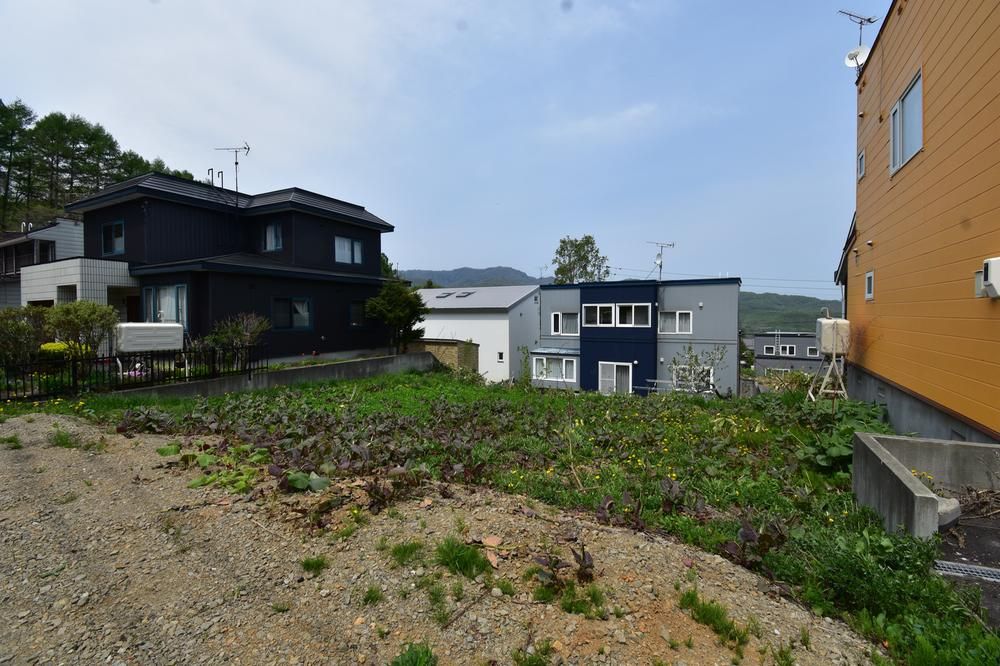 Land for Sale in Minami Ward, Sapporo - 232 sqm - Thumbnail 2