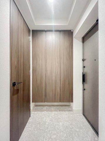 3LDK Apartment for Sale in Kawasaki, Kanagawa - 69.57m2 - Thumbnail 2