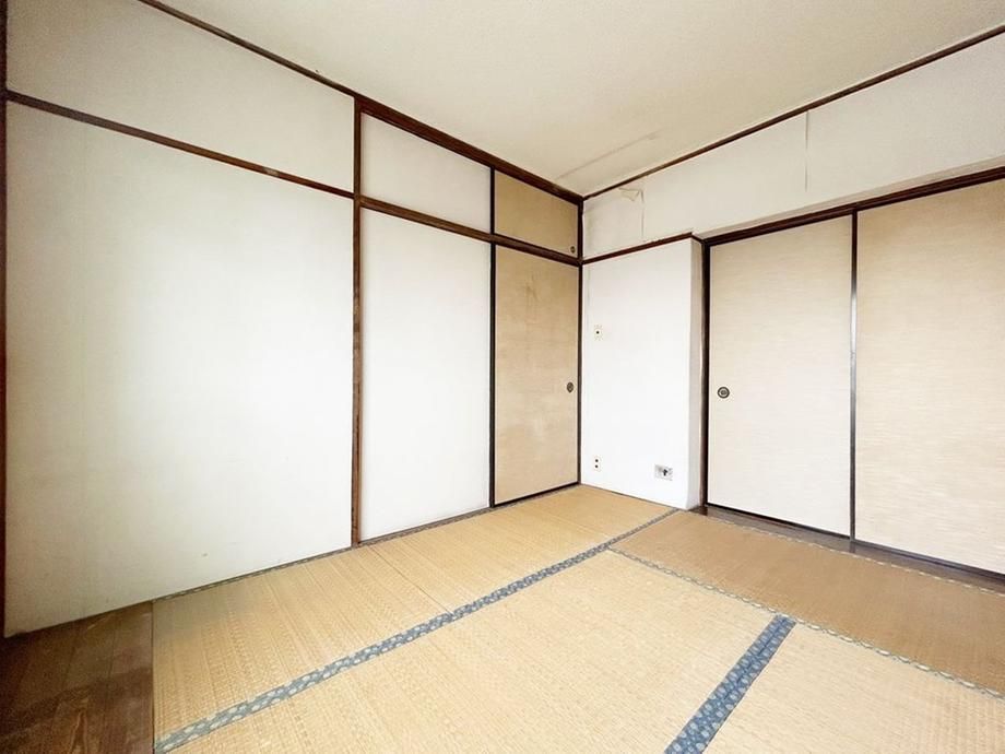 2LDK Apartment for Sale in Totsuka Ward, Yokohama - Thumbnail 4