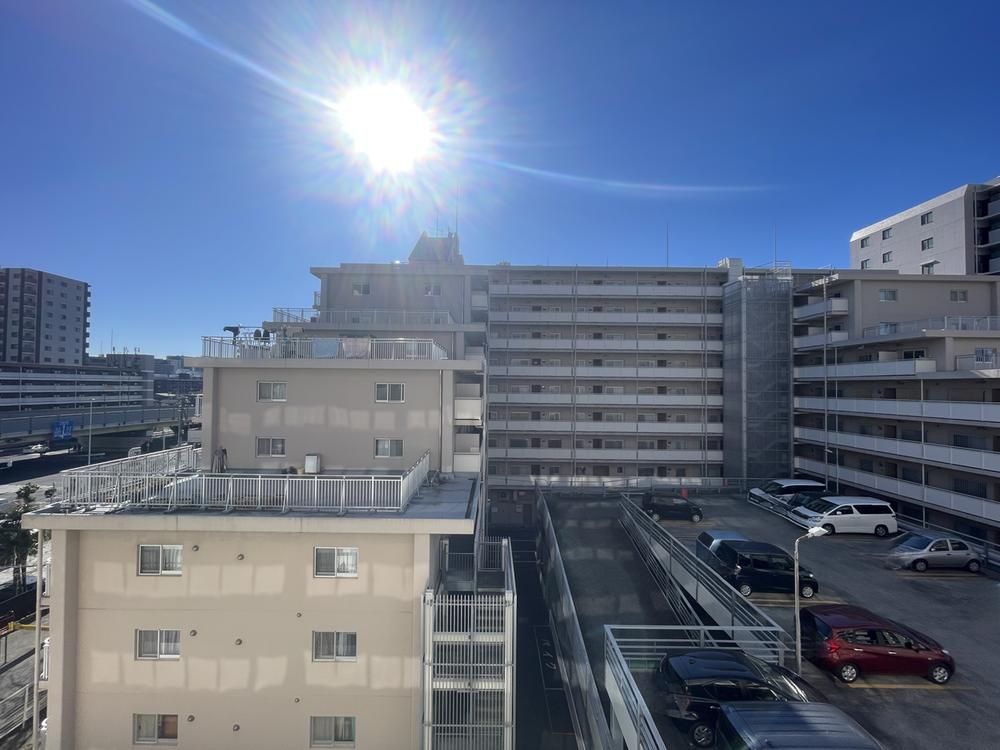 3LDK Apartment for Sale in Atsugi City, Kanagawa - Thumbnail 2
