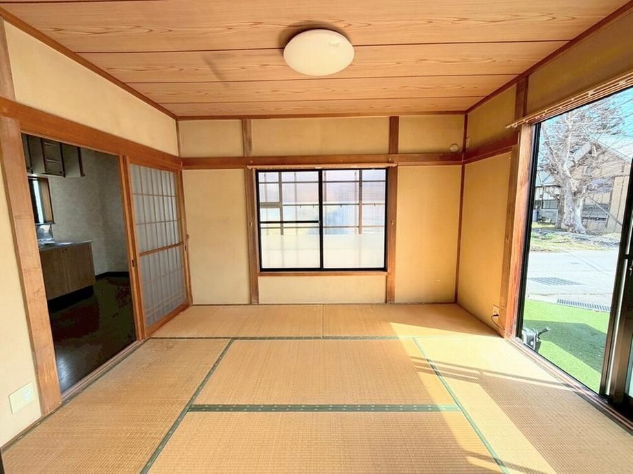 2DK House for Sale in Kitaibaraki, Fukushima with Parking - Thumbnail 3