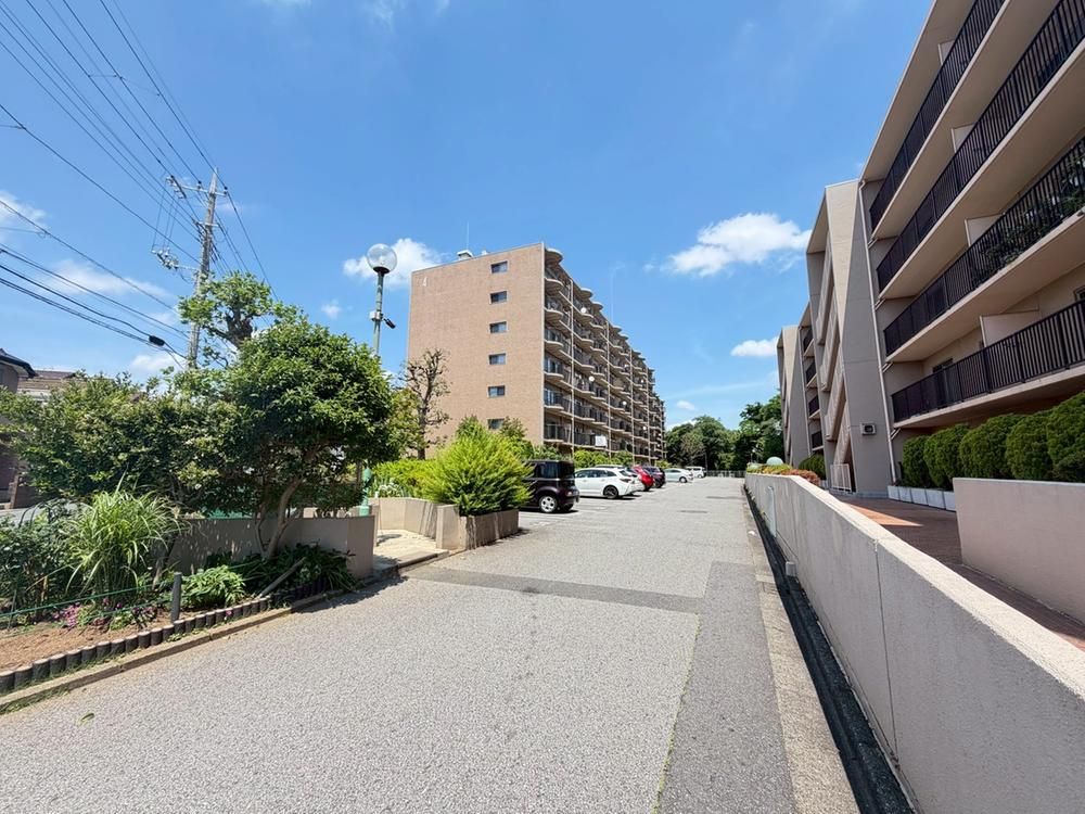 3LDK Apartment for Sale in Funabashi, Chiba - 73.78m2 - Thumbnail 2