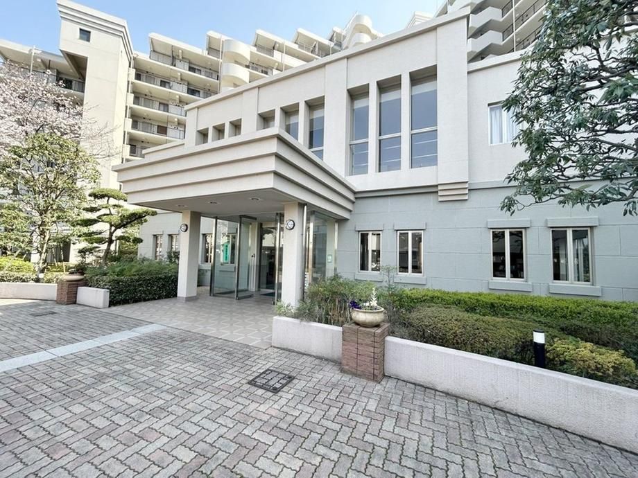 4LDK Apartment for Sale in Funabashi, Chiba – Bright City Funabashi - Thumbnail 2