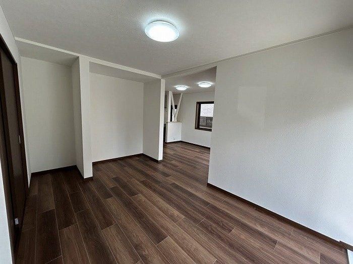 Renovated 3LDK House in Funabashi, Chiba - 130m2 Land - Thumbnail 4