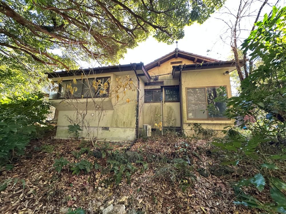Large Land for Sale in Kita-Kamakura, Kamakura City - Thumbnail 4