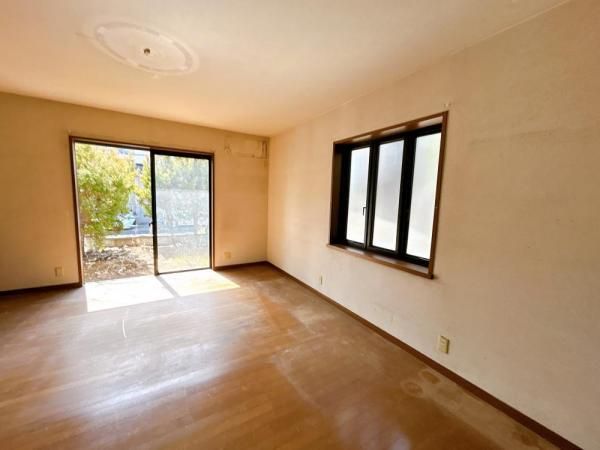 5LDK Renovated House for Sale in Koga, Ibaraki - Thumbnail 3