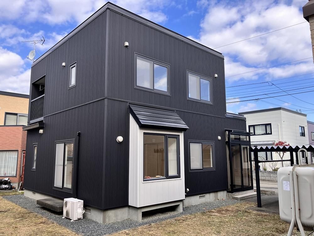 Renovated 4LDK House in Kaminopporo, Sapporo - 3180万 Yen - Thumbnail 2