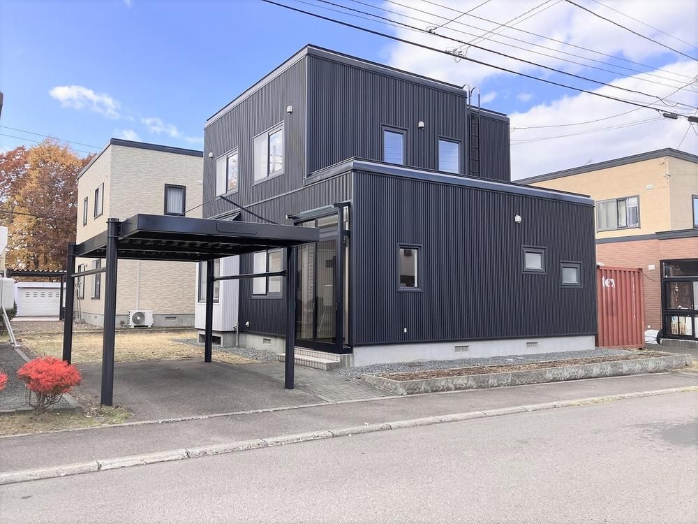 Renovated 4LDK House in Kaminopporo, Sapporo - 3180万 Yen - Thumbnail 3