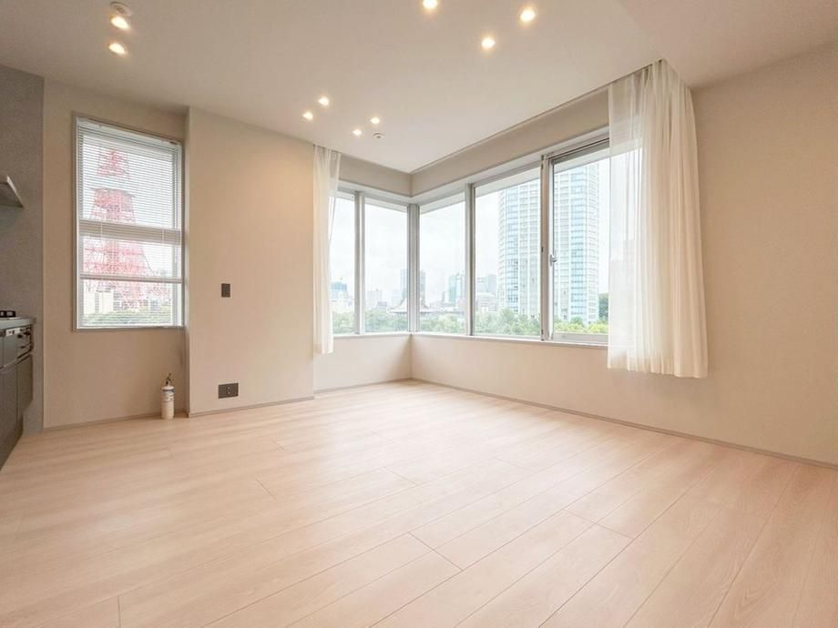 1LDK Apartment for Sale in Minato, Tokyo - Sunwood Mita Park Side Tower - Thumbnail 3