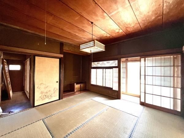 Spacious 6DK House in Shimotsuma, Ibaraki - 959m² Land - Thumbnail 3