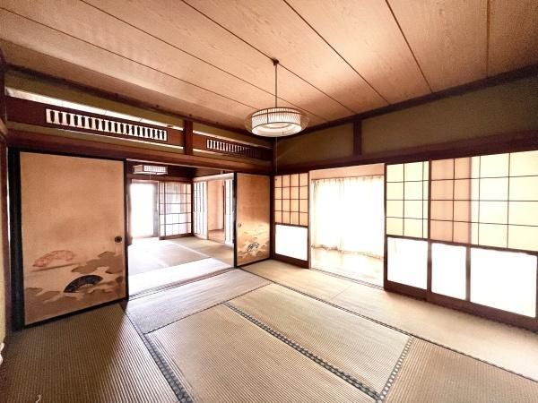 Spacious 6DK House in Shimotsuma, Ibaraki - 959m² Land - Thumbnail 2