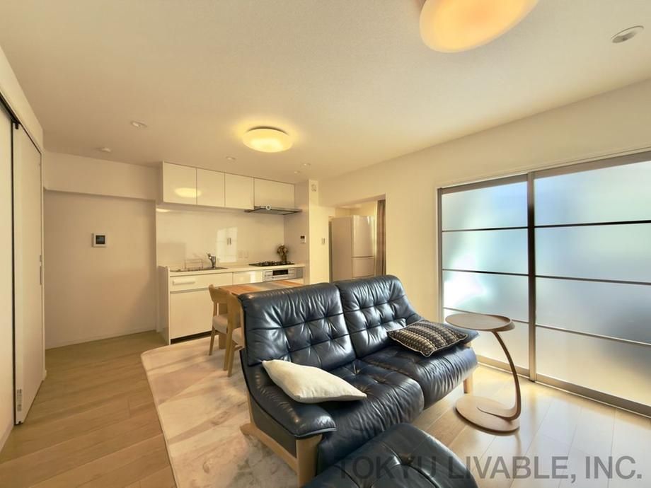 2LDK Apartment for Sale in Isogo, Yokohama - 58.25m2 - Thumbnail 4