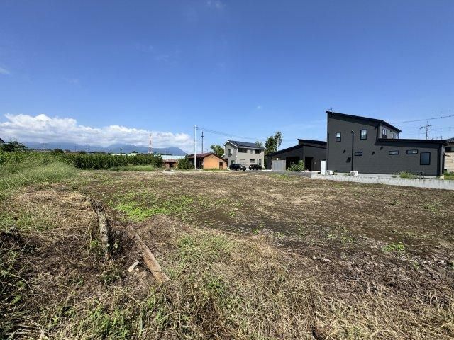 Spacious Land for Sale in Takasaki City, Gunma - 368.98 sqm - Thumbnail 4