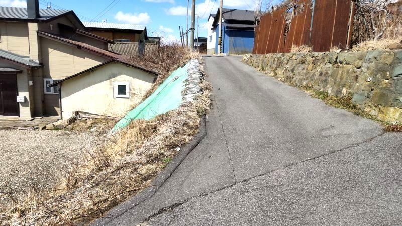 Land for Sale in Hakodate with Tsugaru Strait Views - Thumbnail 2