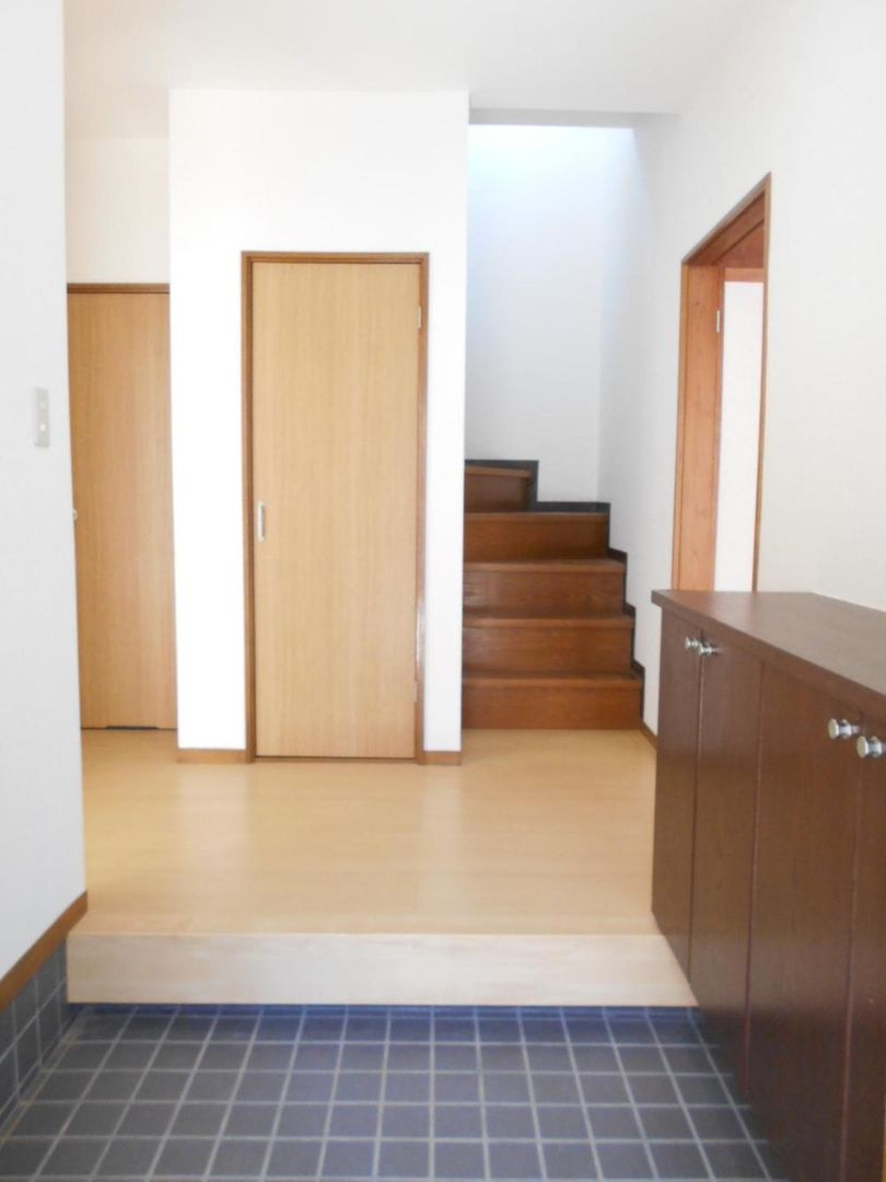 Renovated 4LDK House for Sale in Minami-Alps, Yamanashi - Thumbnail 3