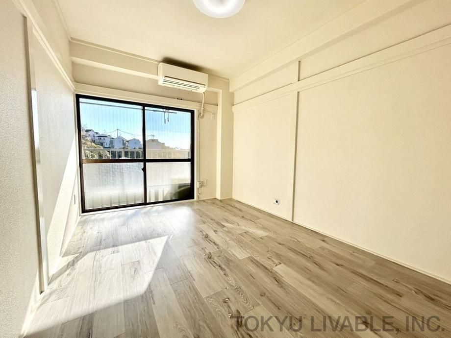 2DK Apartment for Sale in Hodogaya Ward, Yokohama - Thumbnail 2