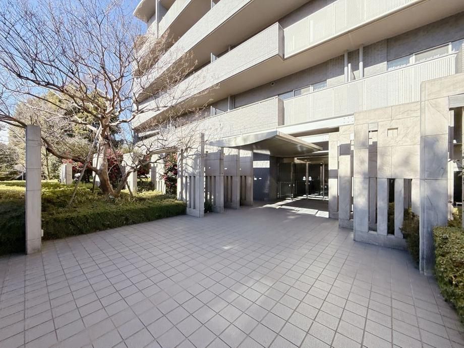 Renovated 3LDK Apartment Near Fujimino Station, Fujimi City - Thumbnail 2