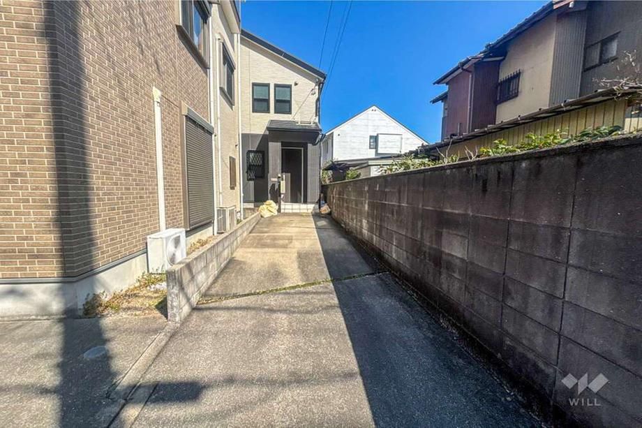 3LDK+S Detached House for Sale in Nagoya's Mizuho Ward - Thumbnail 2