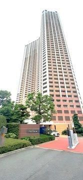 2LDK Apartment for Sale in Shibaura, Minato-ku, Tokyo - Thumbnail 3